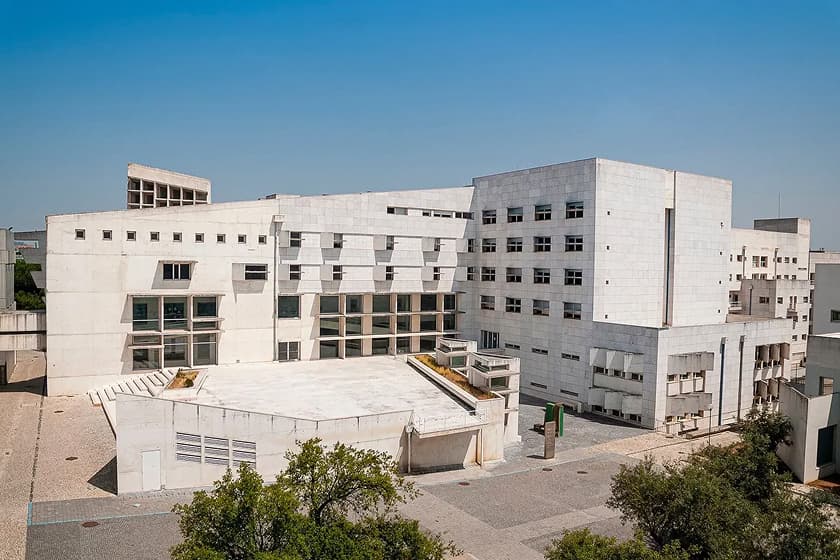 Instituto Universitário de Lisboa